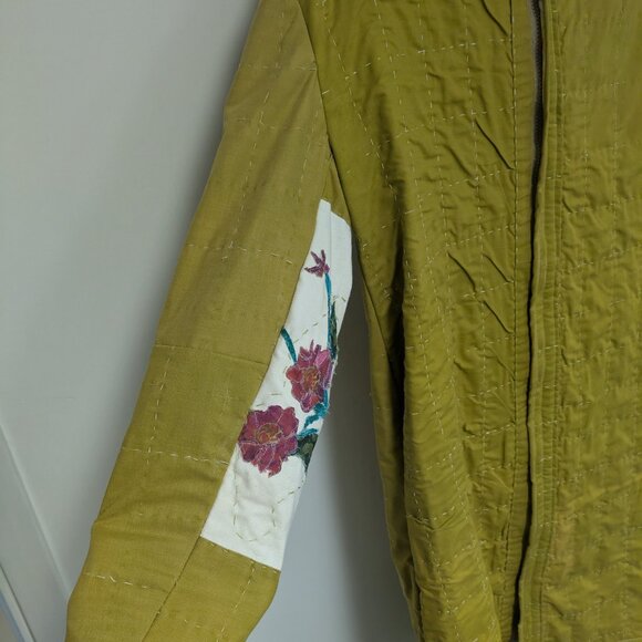 Handmade Olive Quilt Jacket | Floral Collage & Embroidery | One of a Kind Sz M/L - Picture 5 of 16